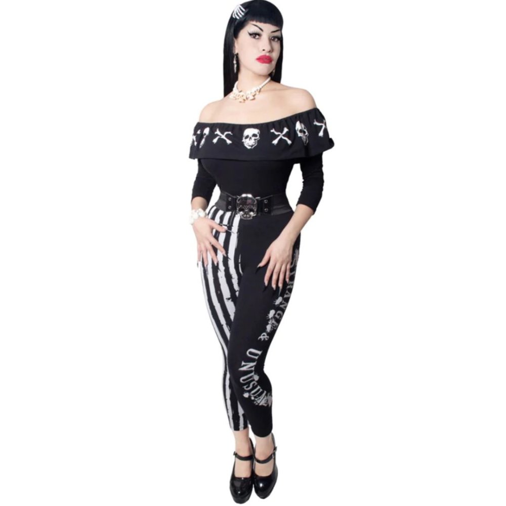Black & White Skull n Crossbones Striped Ruffle Top S-M-L-XL-2XL-3XL NWT - Picture 4 of 5